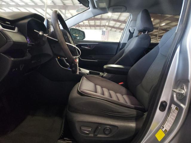 2T3W1RFV4LC036631 - 2020 TOYOTA RAV4 XLE SILVER photo 7