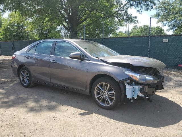 4T1BF1FK2GU192767 - 2016 TOYOTA CAMRY LE CHARCOAL photo 4