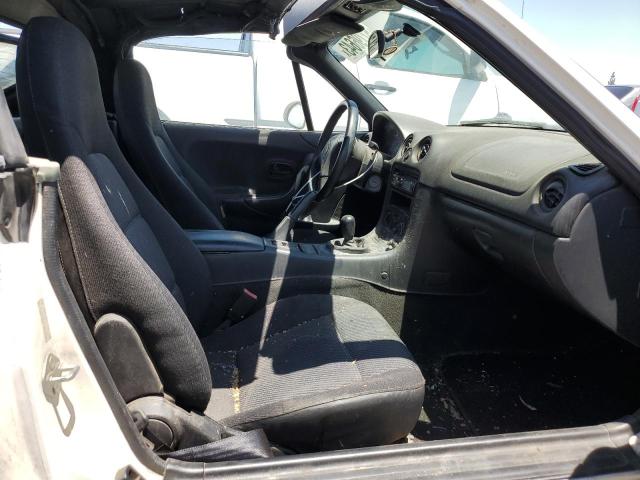 JM1NB3531Y0141417 - 2000 MAZDA MX-5 MIATA BASE WHITE photo 10