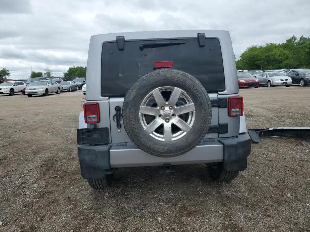 1C4HJWEG0HL636775 - 2017 JEEP WRANGLER U SAHARA 灰色 照片 6