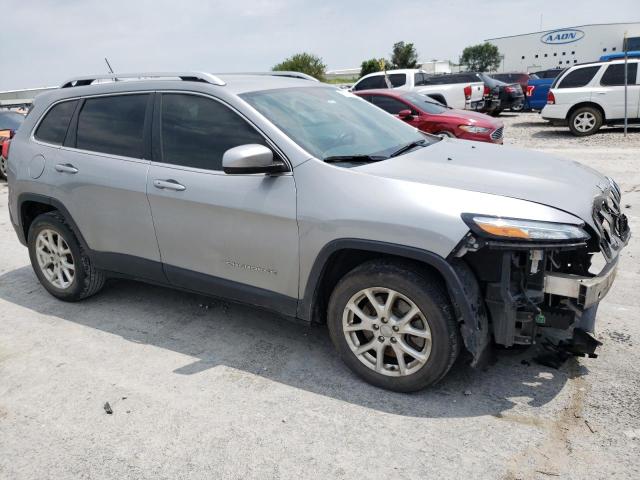 1C4PJLCB4FW566176 - 2015 JEEP CHEROKEE LATITUDE SILVER photo 4