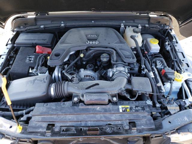 1C4HJXEG0JW303793 - 2018 JEEP WRANGLER U SAHARA GRAY photo 7