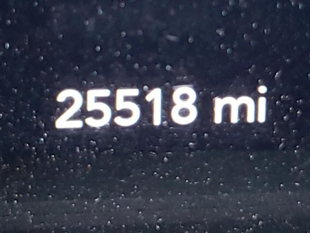 1C4HJXEG0JW303793 - 2018 JEEP WRANGLER U SAHARA GRAY photo 8