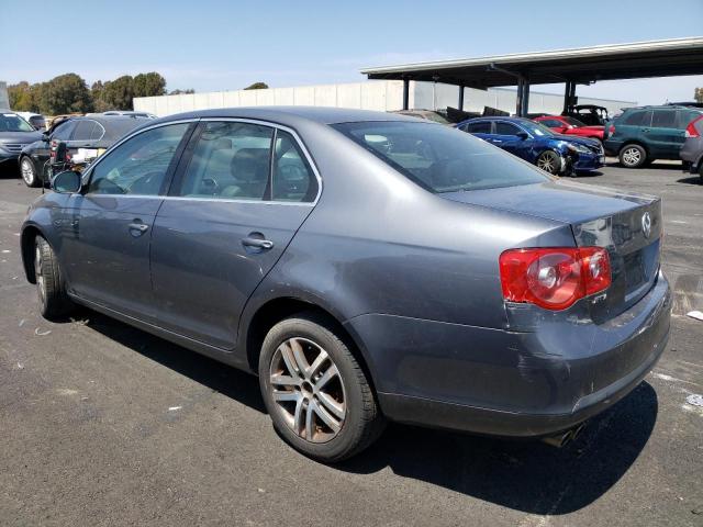 3VWSG71K75M600495 - 2005 VOLKSWAGEN JETTA 2.5L OPTION PACKAGE 1 GRAY photo 2