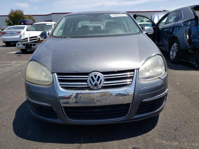 3VWSG71K75M600495 - 2005 VOLKSWAGEN JETTA 2.5L OPTION PACKAGE 1 GRAY photo 5