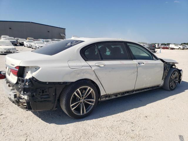 WBA7E2C58JG741652 - 2018 BMW 740 I WHITE photo 3