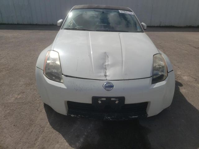 JN1AZ34E35M650882 - 2005 NISSAN 350Z COUPE WHITE photo 5