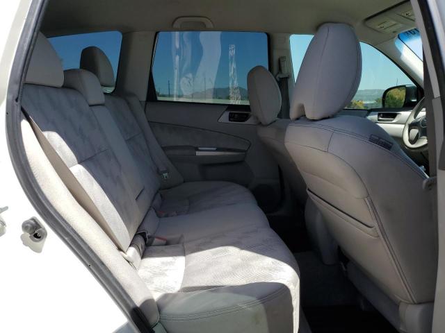 JF2SH61699G706526 - 2009 SUBARU FORESTER 2.5X WHITE photo 11