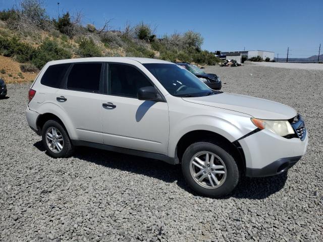 JF2SH61699G706526 - 2009 SUBARU FORESTER 2.5X WHITE photo 4