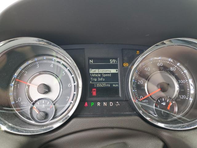 2C4RC1CG6CR124586 - 2012 CHRYSLER TOWN & COU TOURING L WHITE photo 9