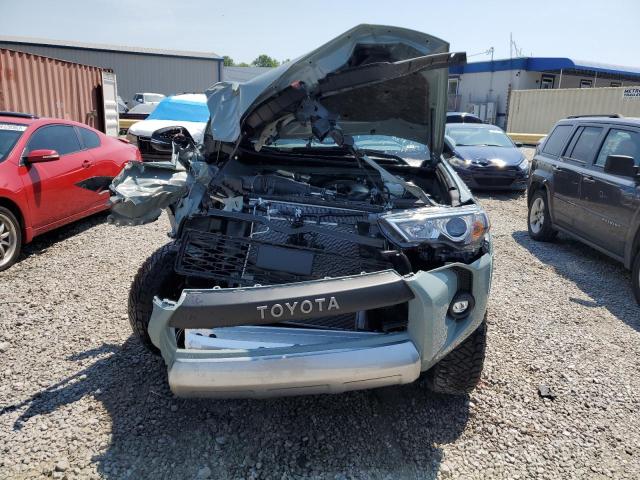 JTERU5JR9P6151136 - 2023 TOYOTA 4RUNNER SE GRAY photo 5