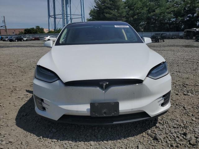 5YJXCBE28GF023730 - 2016 TESLA MODEL X WHITE photo 5