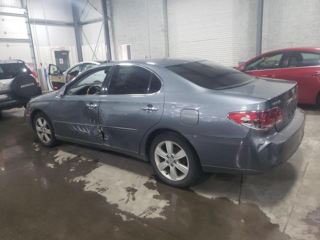 JTHBA30G055093602 - 2005 LEXUS ES 330 GRAY photo 2