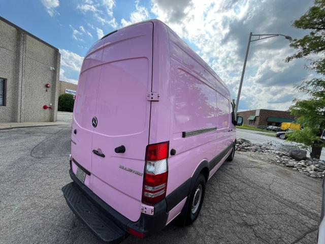 WD3PE7CC9E5857498 - 2014 MERCEDES-BENZ SPRINTER 2500 PINK photo 4