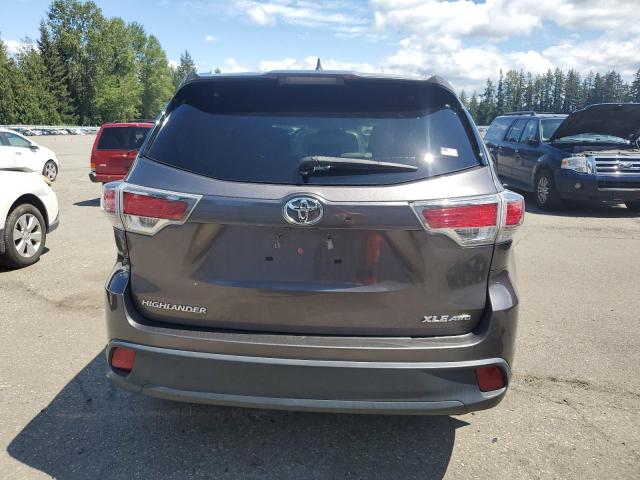 5TDJKRFH0GS261779 - 2016 TOYOTA HIGHLANDER XLE 灰色 照片 6