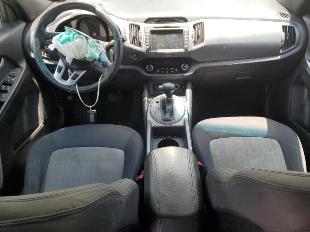 KNDPC3A24B7129957 - 2011 KIA SPORTAGE EX SILVER photo 8