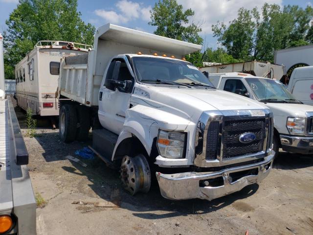 1FDXF7DX4GDA05410 - 2016 FORD F750 SUPER DUTY WHITE photo 4