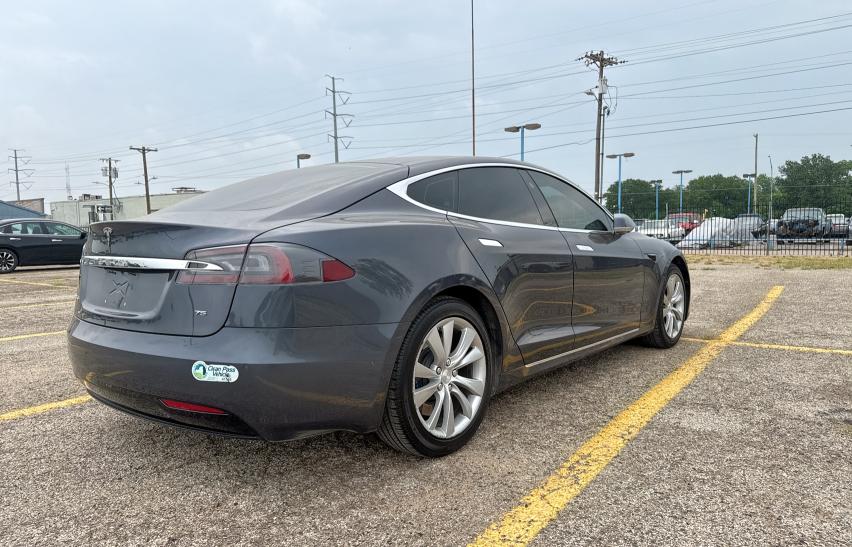 5YJSA1E14HF195384 - 2017 TESLA MODEL S GRAY photo 4