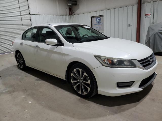 1HGCR2F57FA016475 - 2015 HONDA ACCORD SPORT WHITE photo 4