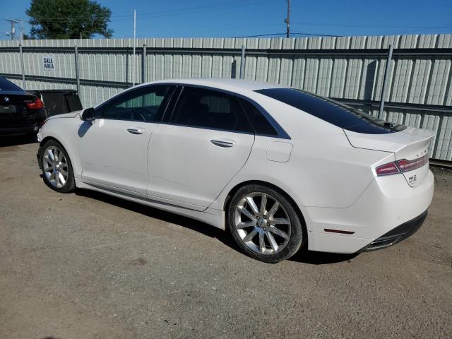 3LN6L2GK1GR603324 - 2016 LINCOLN MKZ WHITE photo 2