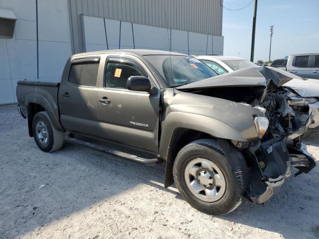 3TMJU62N29M071926 - 2009 TOYOTA TACOMA DOUBLE CAB PRERUNNER BROWN photo 4