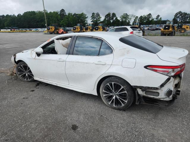 4T1B11HK8JU536895 - 2018 TOYOTA CAMRY L 白色 照片 2