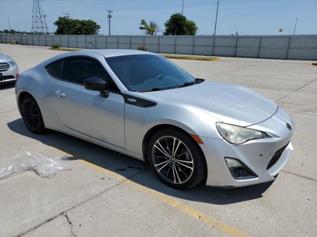 JF1ZNAA19D2708690 - 2013 TOYOTA SCION FR-S 银色 照片 4