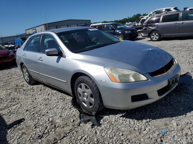 1HGCM56467A031753 - 2007 HONDA ACCORD LX SILVER photo 4