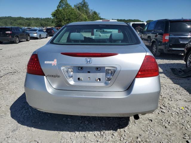 1HGCM56467A031753 - 2007 HONDA ACCORD LX SILVER photo 6