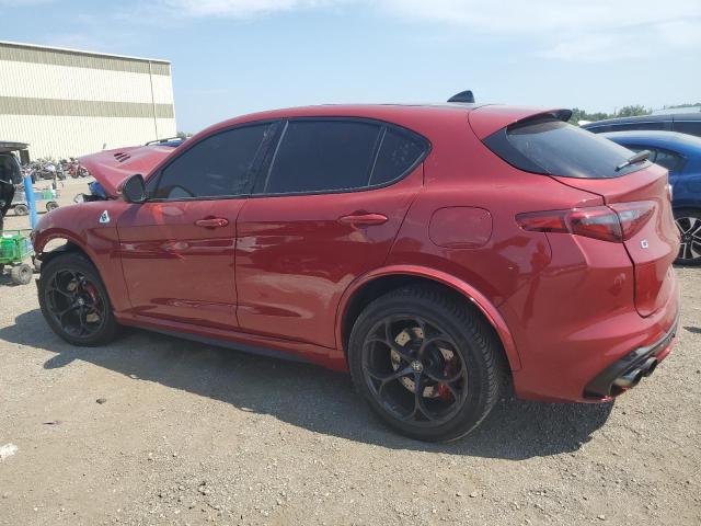 ZASFAKEV3J7C14813 - 2018 ALFA ROMEO STELVIO QUADRIFOGLIO RED photo 2