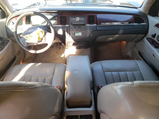 1LNHM81W43Y629464 - 2003 LINCOLN TOWN CAR EXECUTIVE BEIGE photo 8