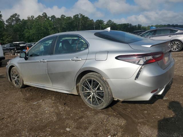 4T1G11AK1PU724540 - 2023 TOYOTA CAMRY SE NIGHT SHADE SILVER photo 2