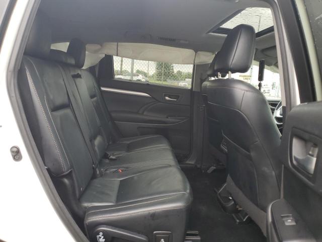 5TDJKRFHXGS349898 - 2016 TOYOTA HIGHLANDER XLE WHITE photo 11