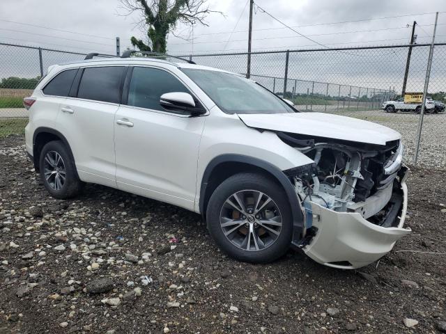 5TDJKRFHXGS349898 - 2016 TOYOTA HIGHLANDER XLE WHITE photo 4