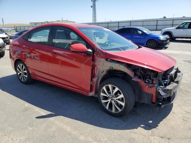 KMHCT4AE8HU349560 - 2017 HYUNDAI ACCENT SE RED photo 4