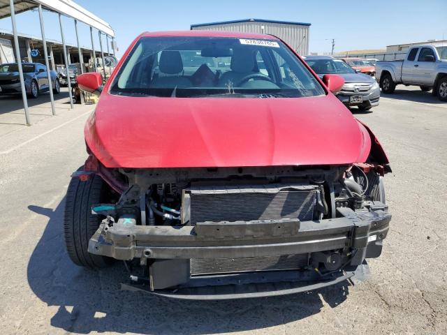 KMHCT4AE8HU349560 - 2017 HYUNDAI ACCENT SE RED photo 5