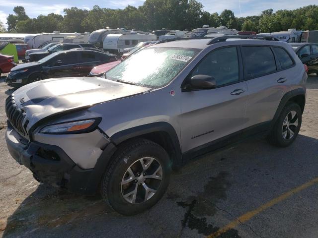 1C4PJMBX3JD585938 - 2018 JEEP CHEROKEE TRAILHAWK SILVER photo 1