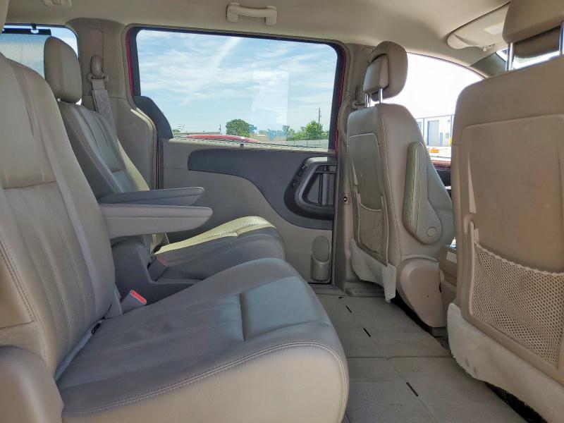 2C4RC1CG6ER195760 - 2014 CHRYSLER TOWN & COU TOURING L RED photo 11