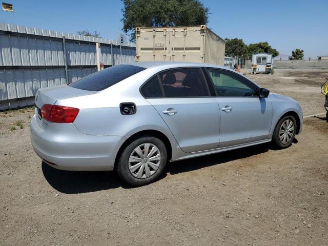 3VW1K7AJ1BM336610 - 2011 VOLKSWAGEN JETTA BASE فضي صورة 3