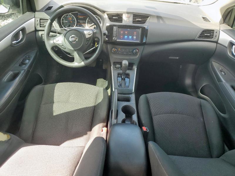 3N1AB7AP4KY450393 - 2019 NISSAN SENTRA S 白色 照片 8