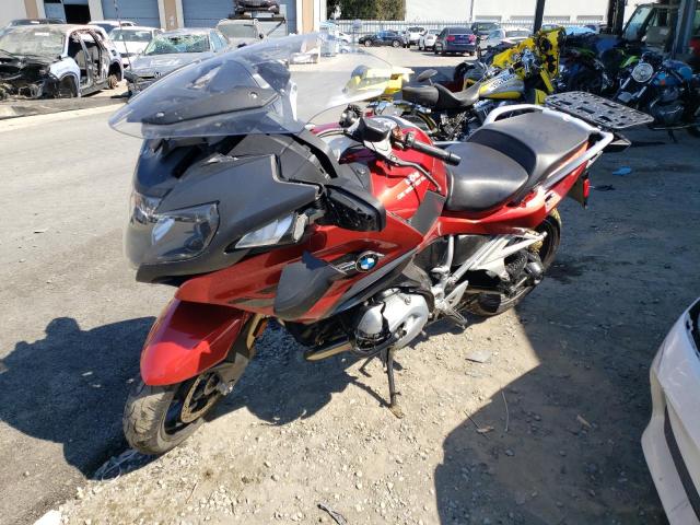 WB10A1302JZ467798 - 2018 BMW R1200 RT BURGUNDY photo 2