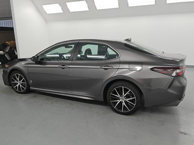 4T1G11AK9PU158840 - 2023 TOYOTA CAMRY SE NIGHT SHADE GRAY photo 2