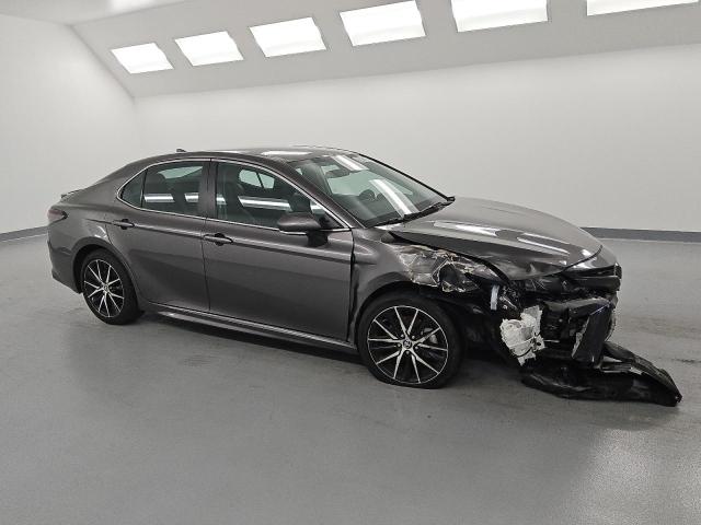 4T1G11AK9PU158840 - 2023 TOYOTA CAMRY SE NIGHT SHADE GRAY photo 4