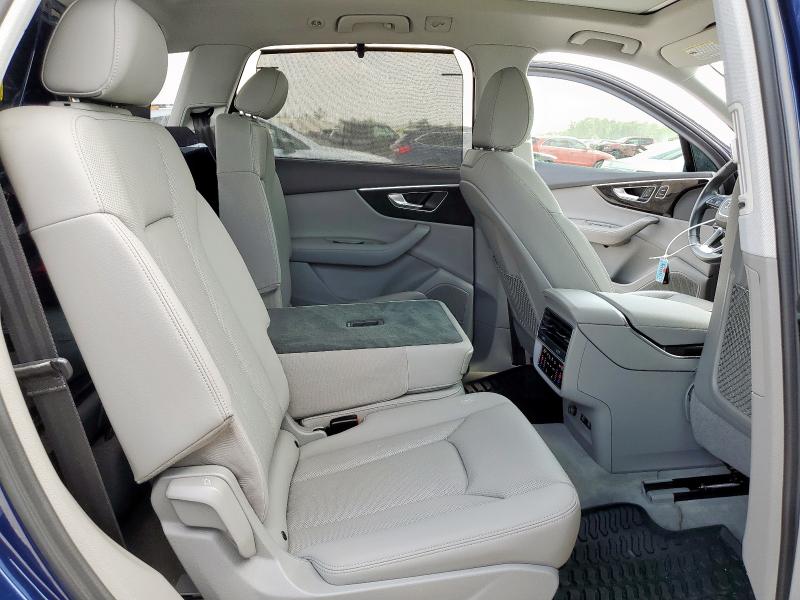 WA1VXAF71MD014185 - 2021 AUDI Q7 PRESTIGE BLUE photo 10
