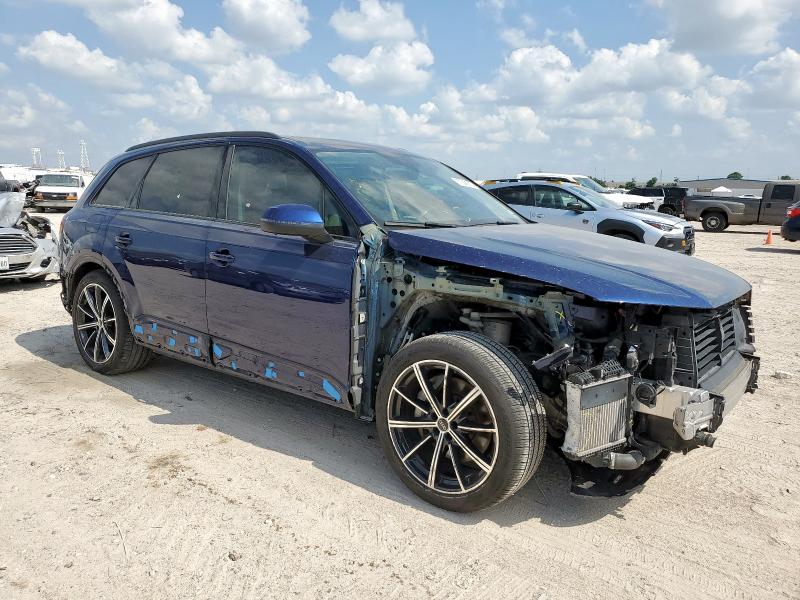 WA1VXAF71MD014185 - 2021 AUDI Q7 PRESTIGE BLUE photo 4