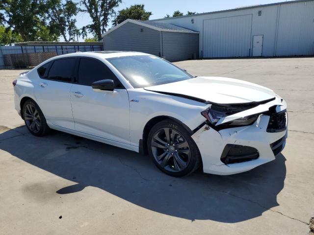 19UUB5F55NA000980 - 2022 ACURA TLX TECH A WHITE photo 4