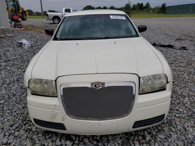 2C3KA43R78H126990 - 2008 CHRYSLER 300 LX BEIGE photo 5