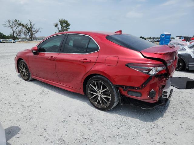 4T1T11AK4RU260967 - 2024 TOYOTA CAMRY SE NIGHT SHADE RED photo 2