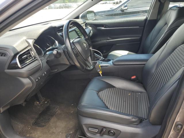 4T1B11HKXKU776211 - 2019 TOYOTA CAMRY L GRAY photo 7