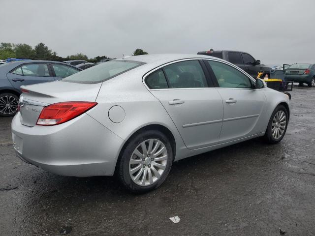 2G4GR5EK4C9164482 - 2012 BUICK REGAL SILVER photo 3